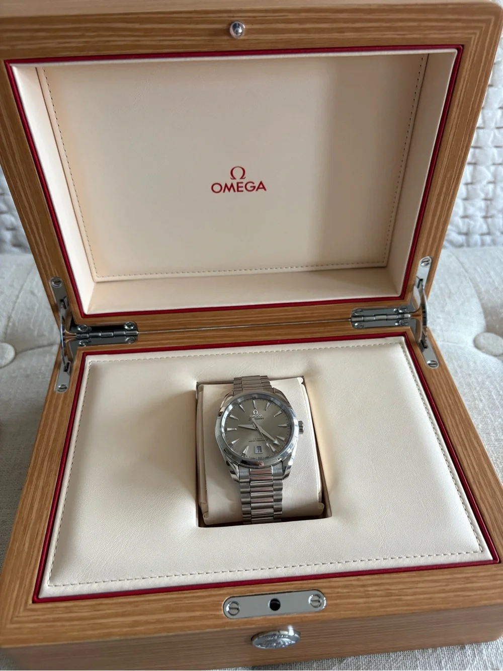 Omega Aqua Terra Sandstone 38 mm